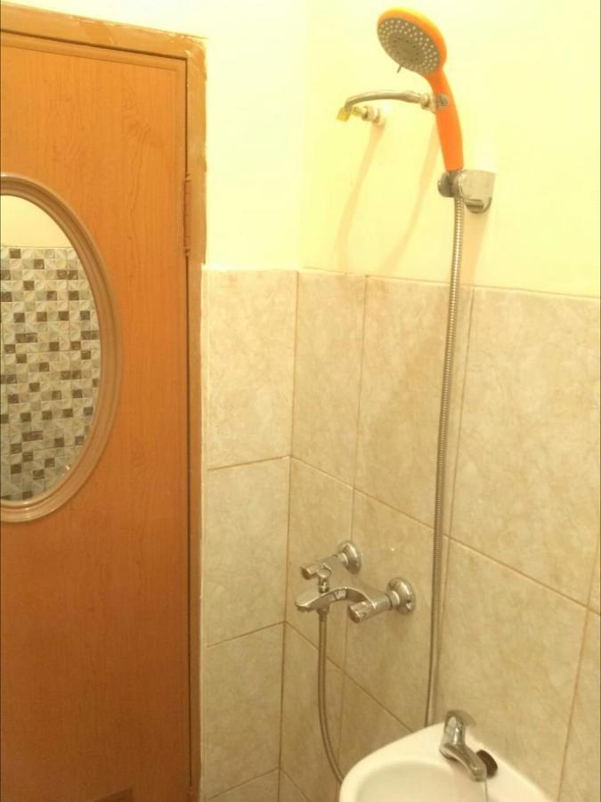 Danyshom Hotel Cikarang Eksteriør billede