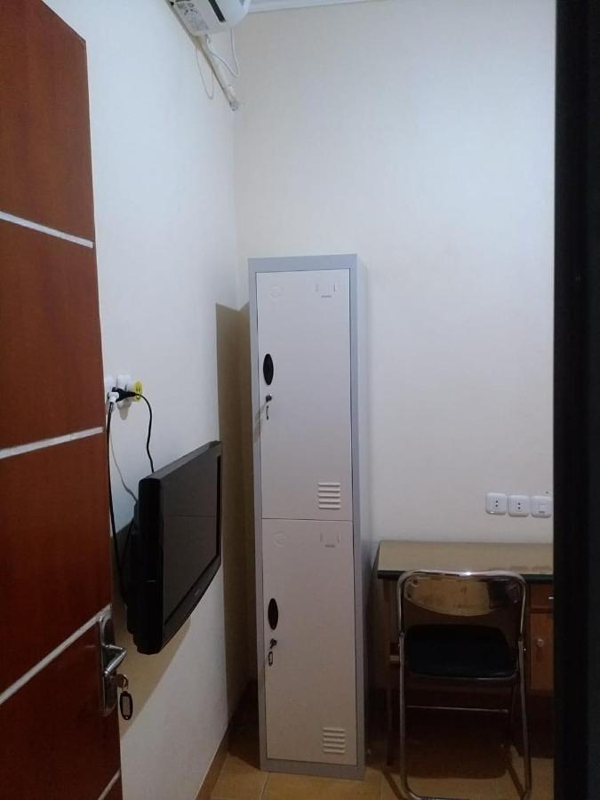 Danyshom Hotel Cikarang Eksteriør billede